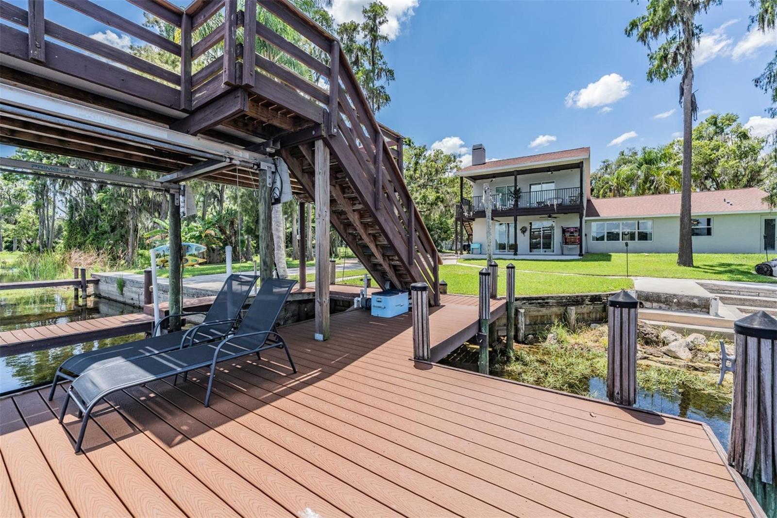 Image 34 of 52 For 2734 Land O Lakes Boulevard