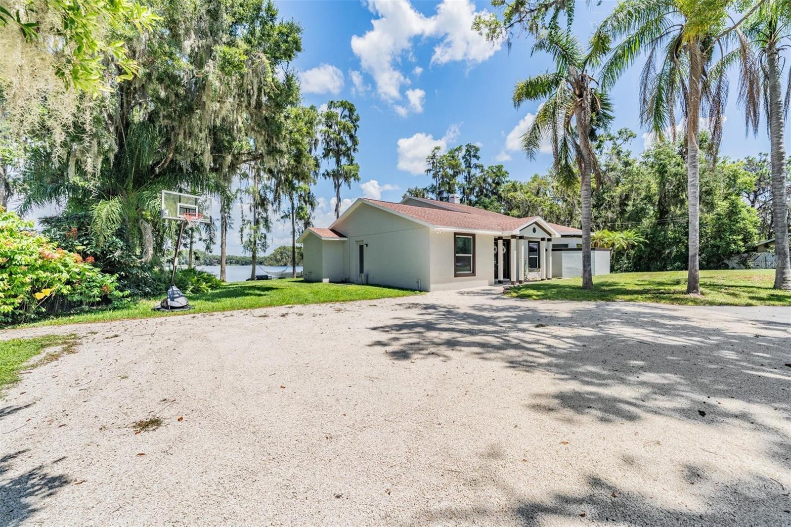 Image 39 of 52 For 2734 Land O Lakes Boulevard