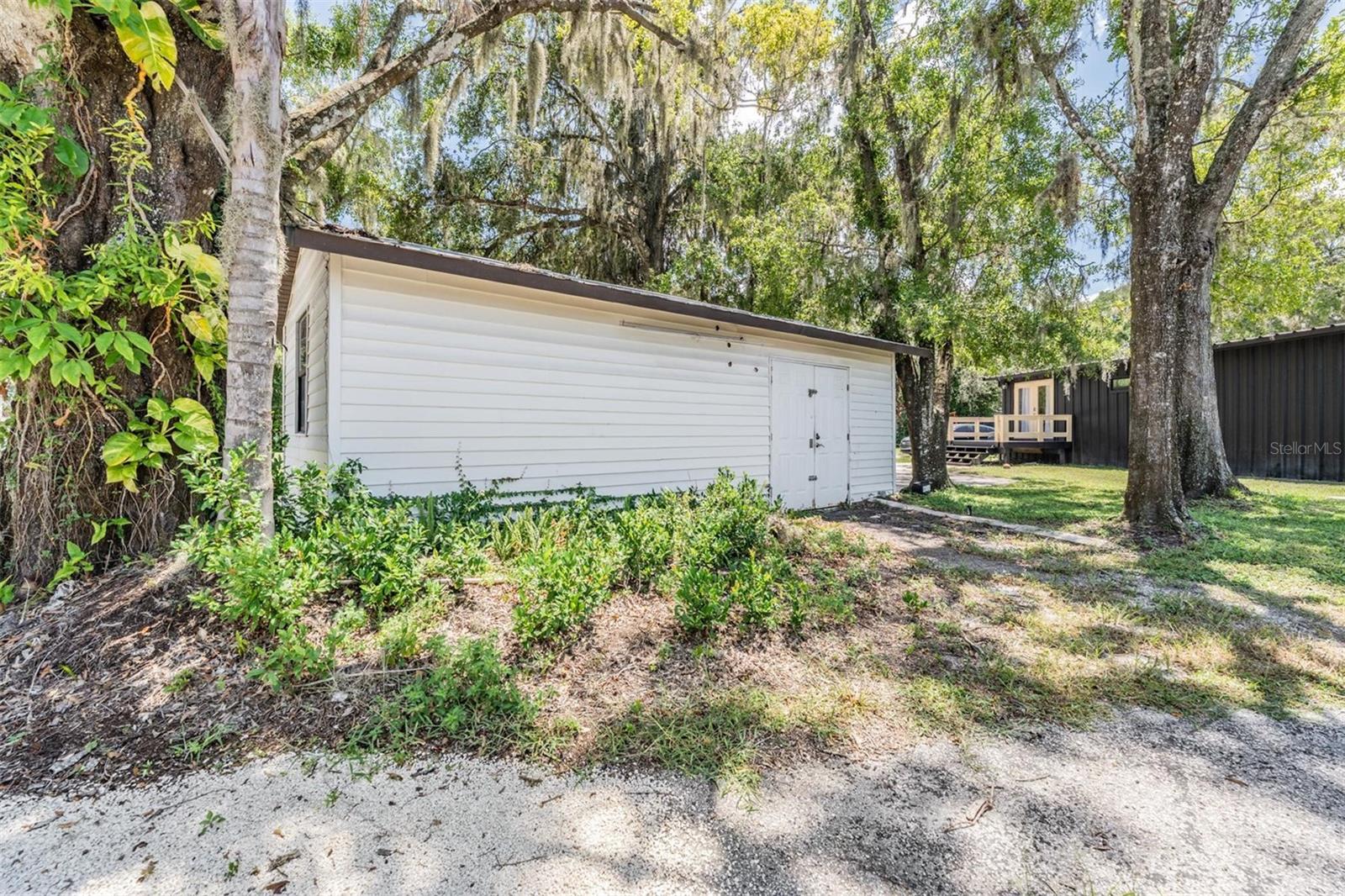 Image 40 of 52 For 2734 Land O Lakes Boulevard