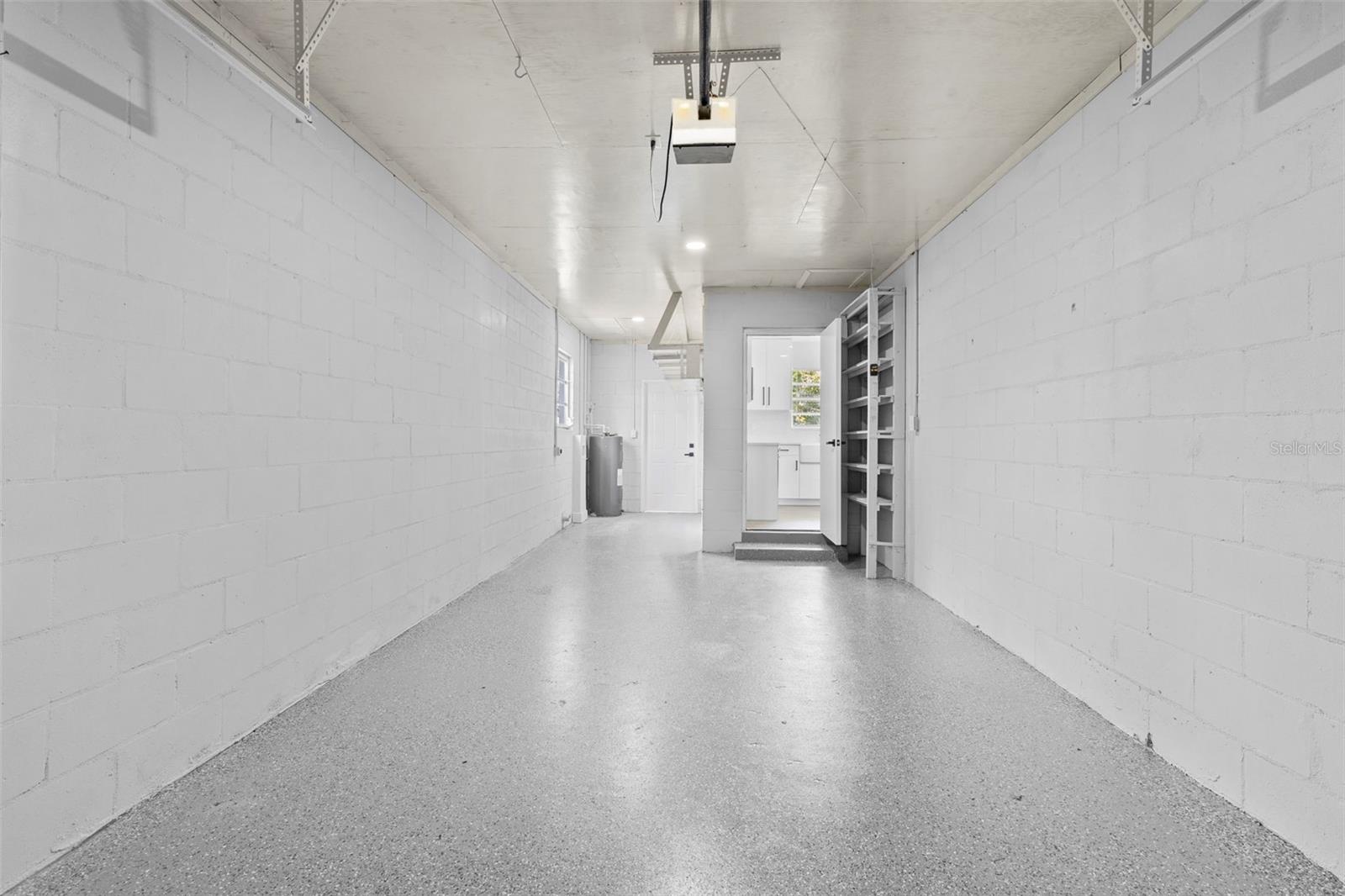 Listing photo id 31 for 1905 Meridel Avenue