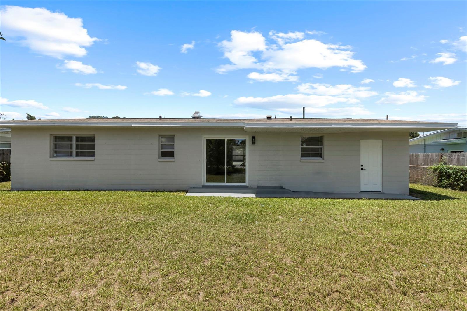 Listing photo id 33 for 1905 Meridel Avenue