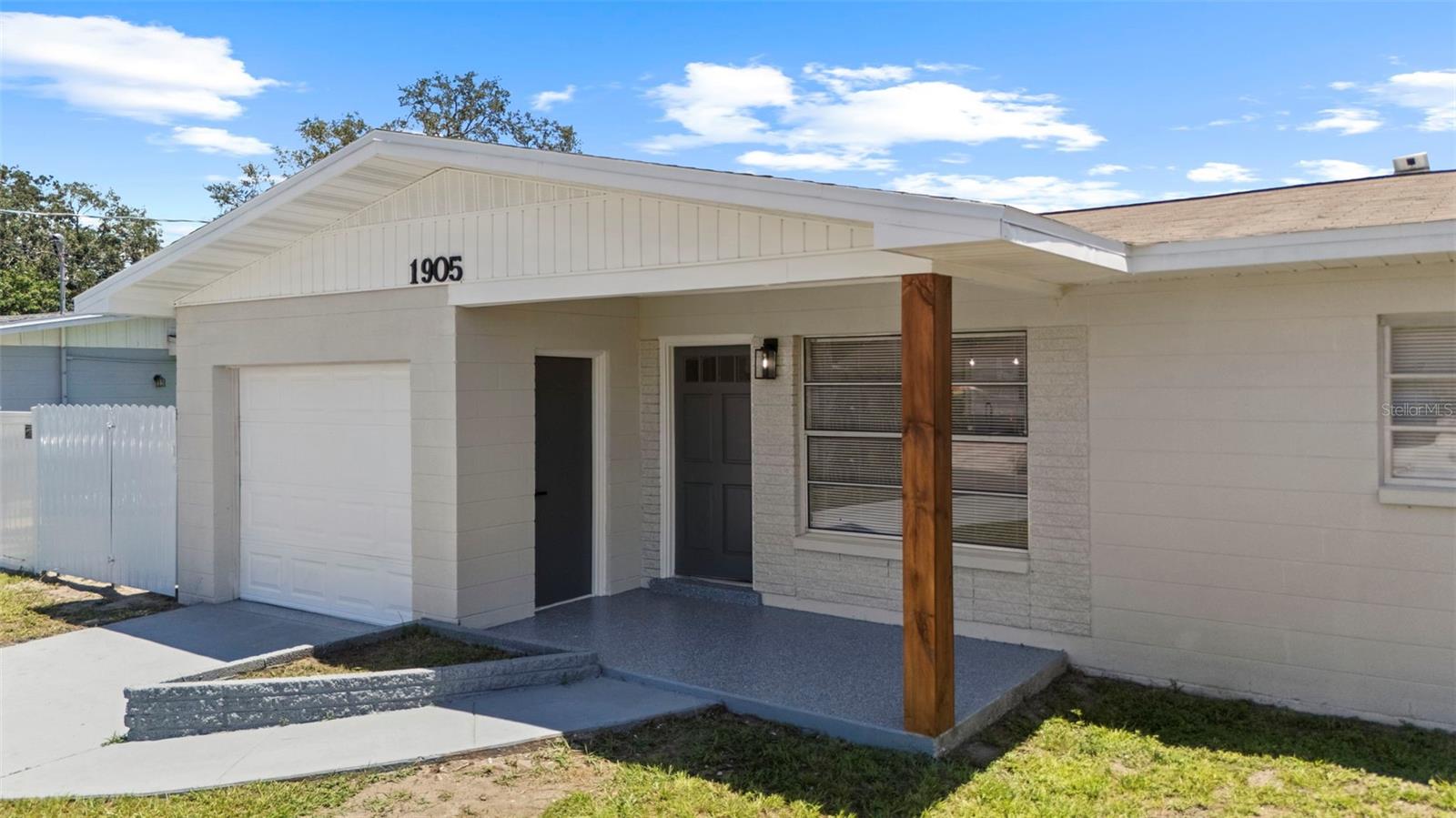 Listing photo id 6 for 1905 Meridel Avenue