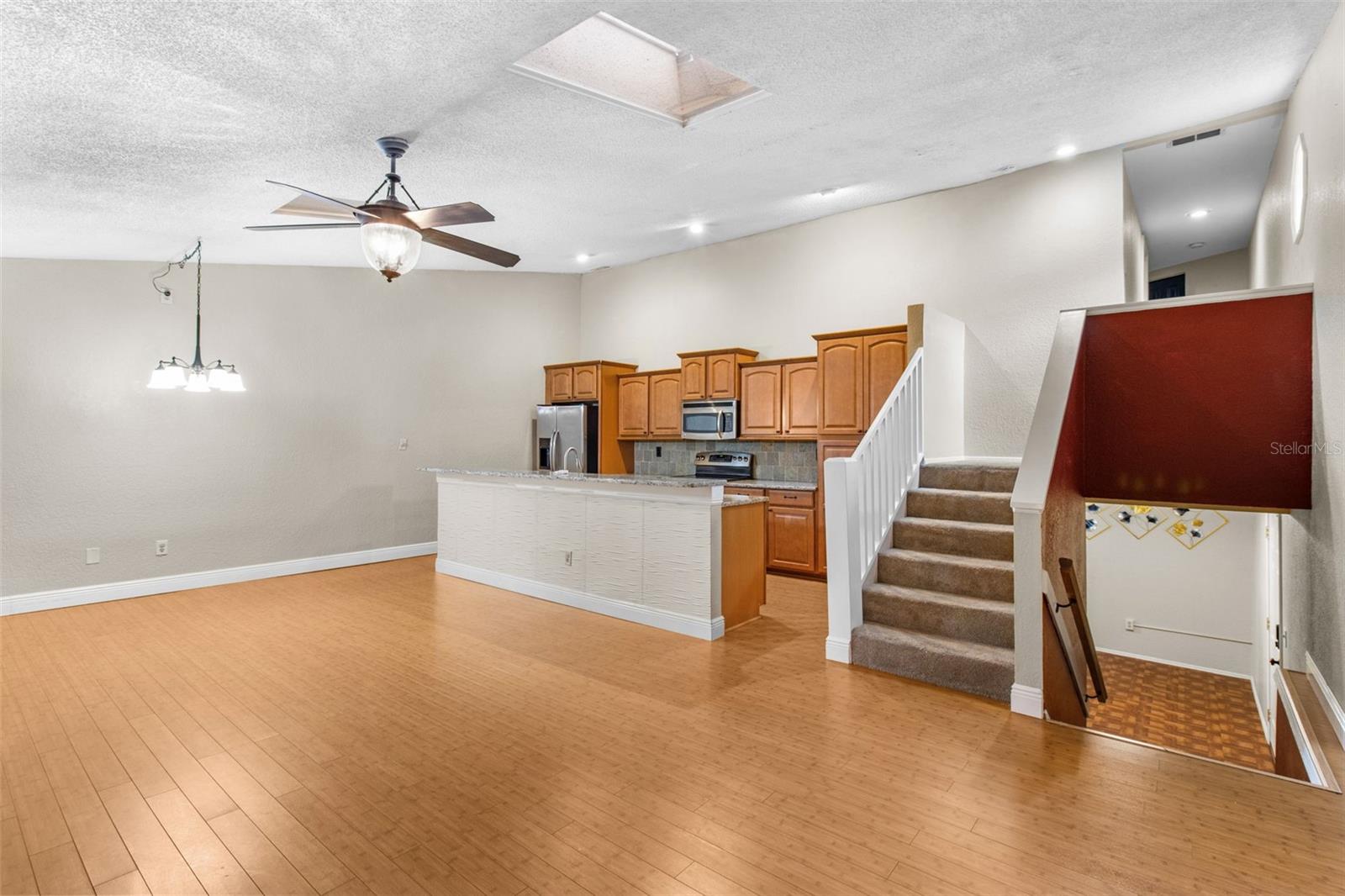 Image 6 of 58 For 6304 92nd Place N 2806