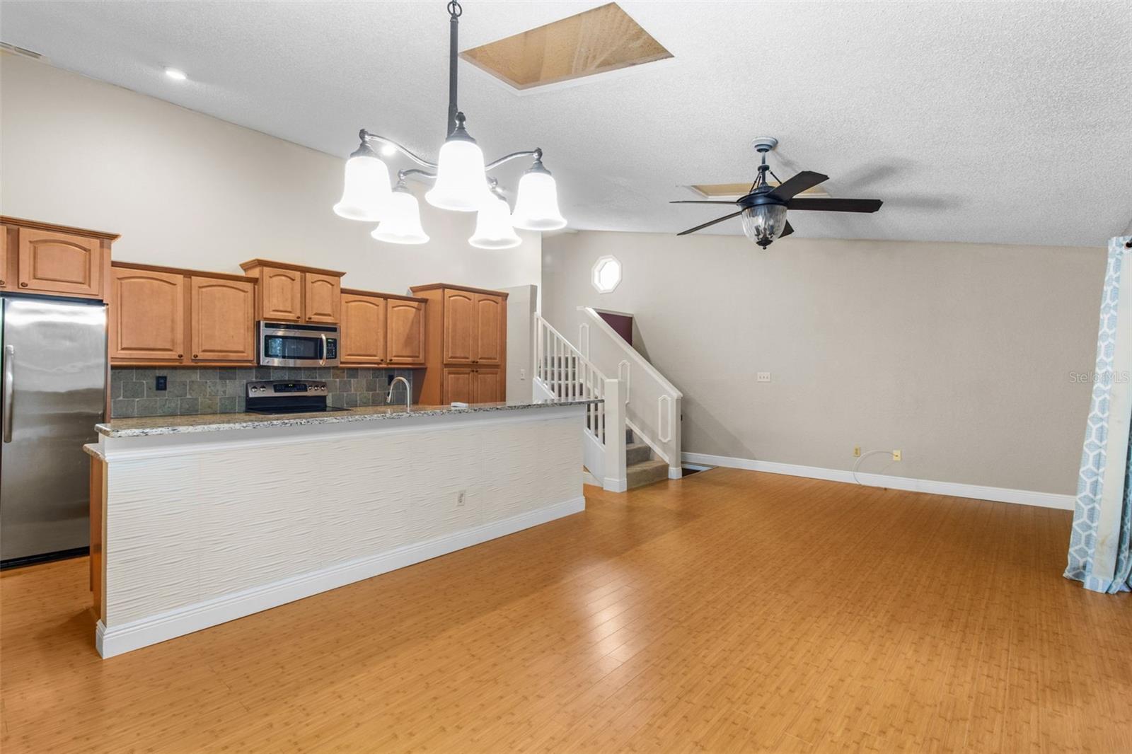 Image 9 of 58 For 6304 92nd Place N 2806