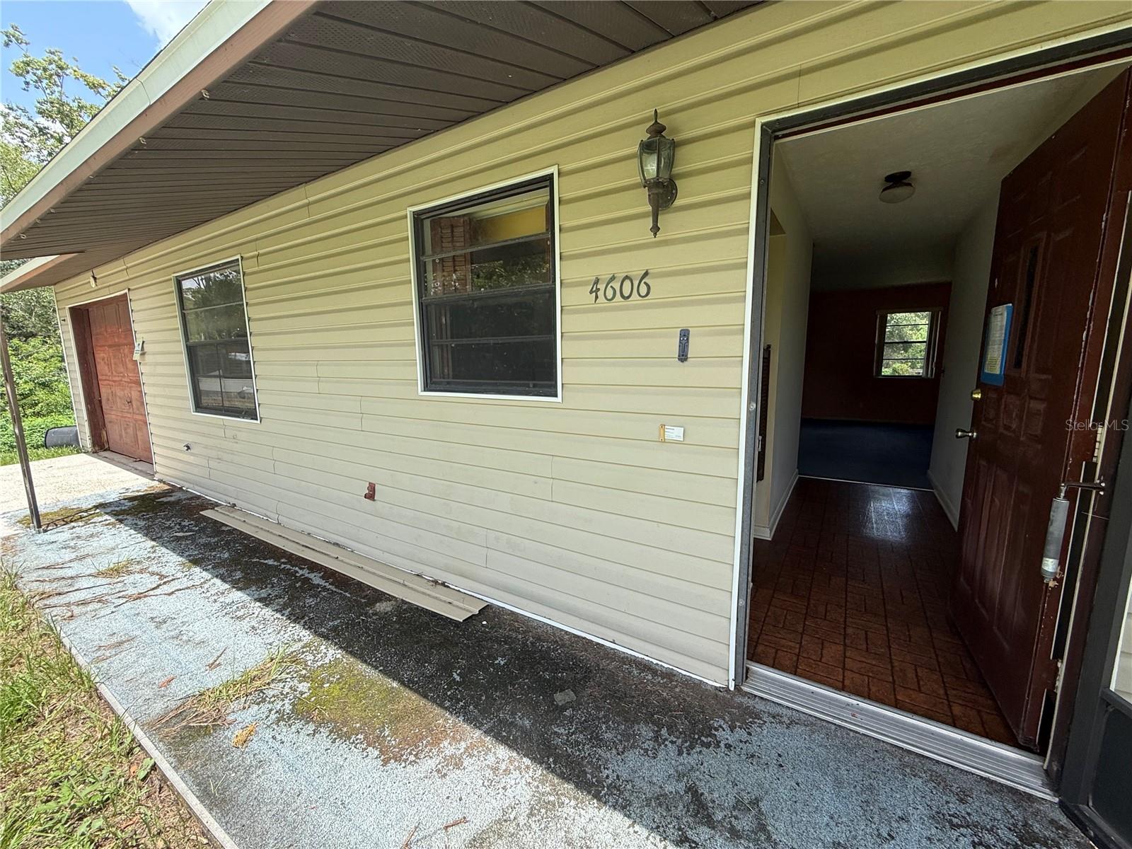 Image 4 of 47 For 4606 Cantor Drive