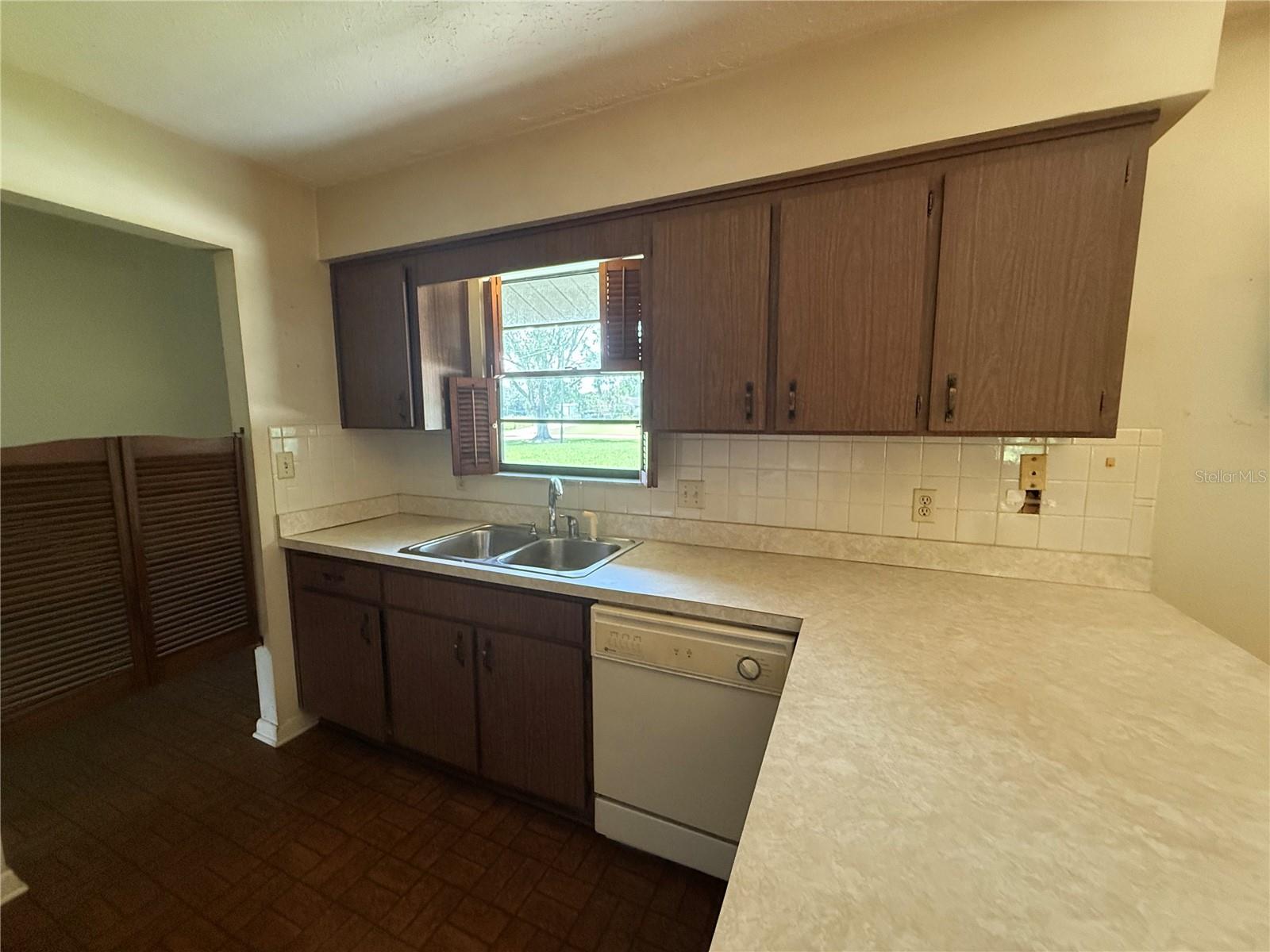 Image 8 of 47 For 4606 Cantor Drive