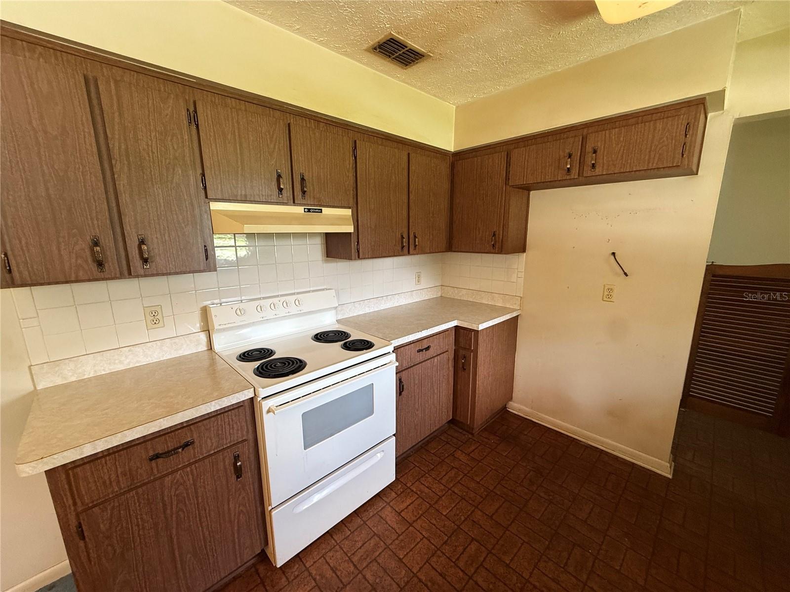 Image 9 of 47 For 4606 Cantor Drive