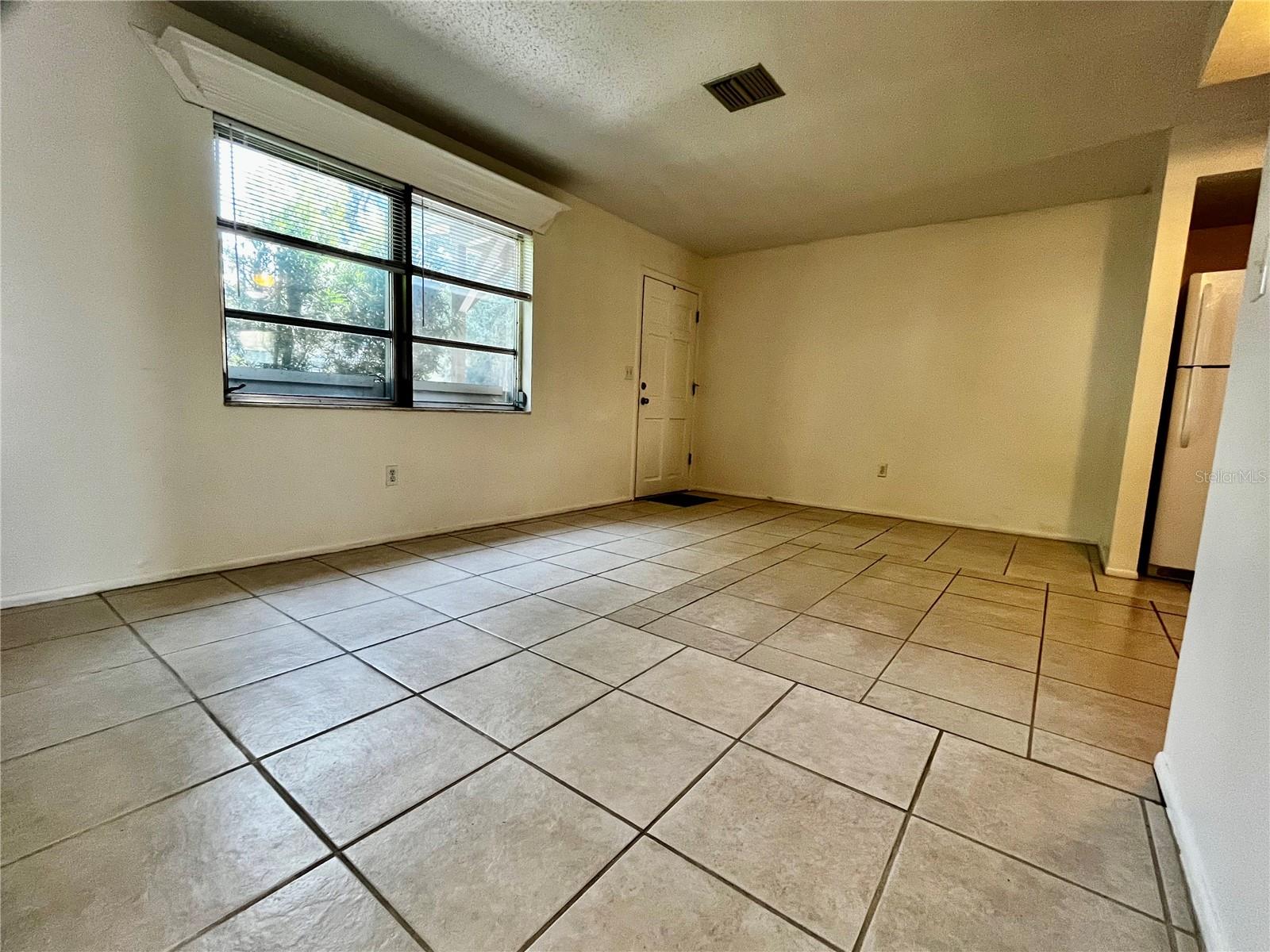 Image 11 of 20 For 15701 Waverly Street 2