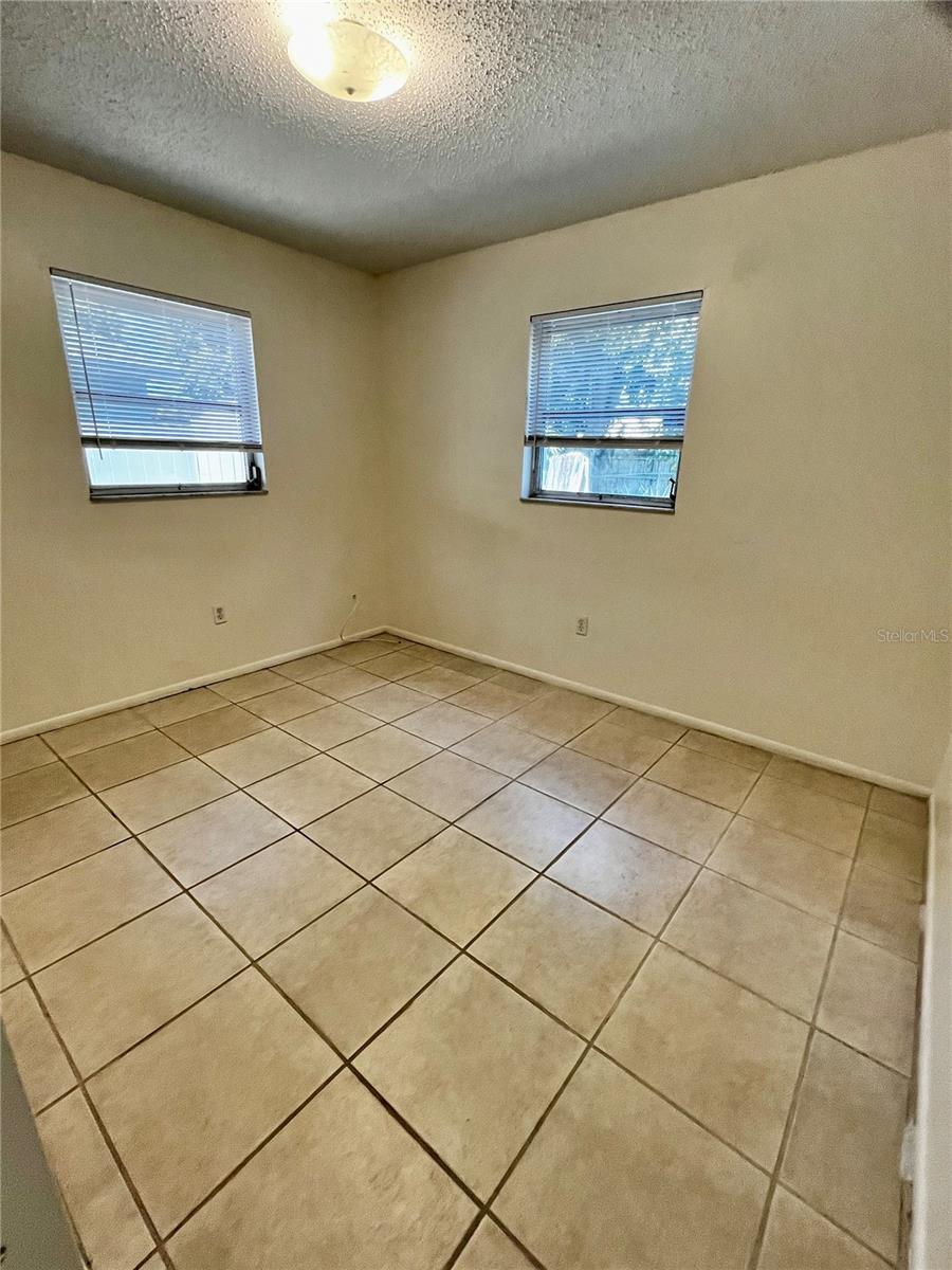 Image 22 of 40 For 15701 Waverly Street 2