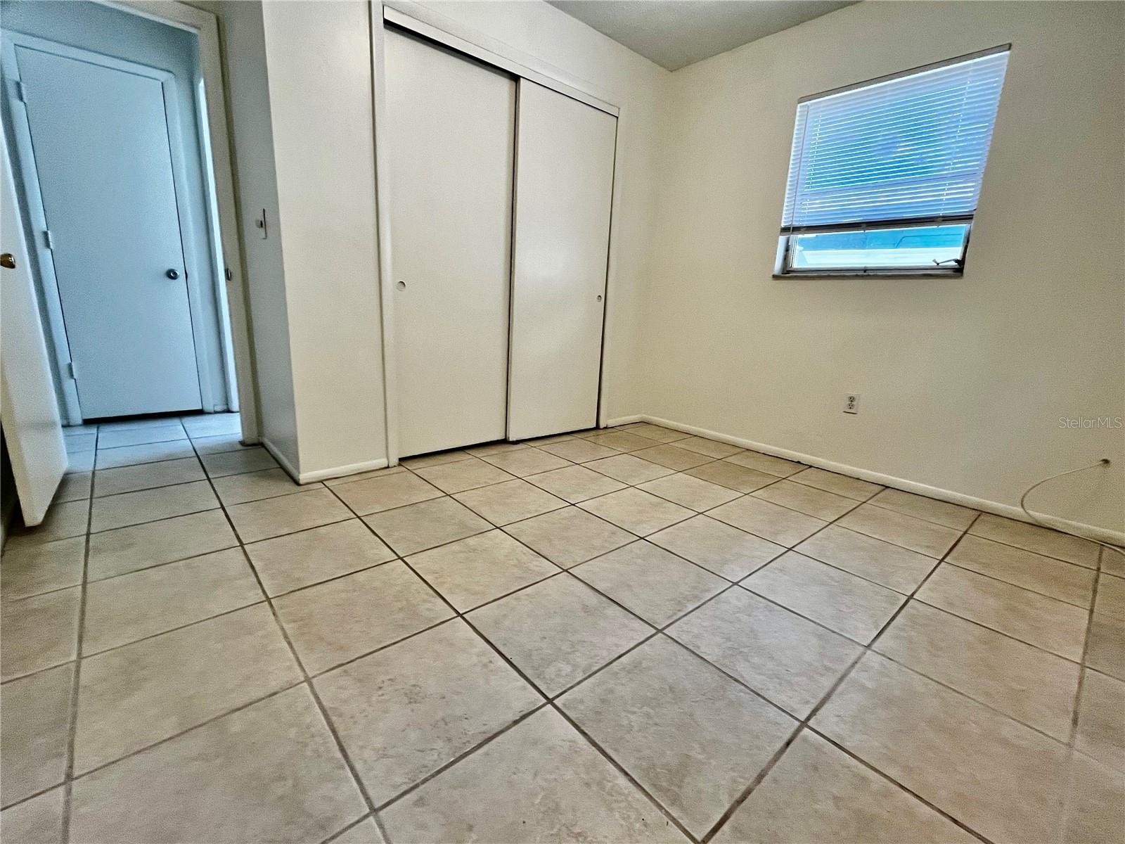 Image 23 of 40 For 15701 Waverly Street 2