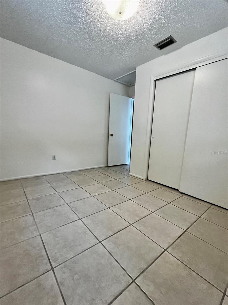Image 25 of 40 For 15701 Waverly Street 2
