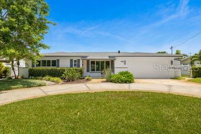 Image 2 of 79 For 1124 35th Avenue Ne