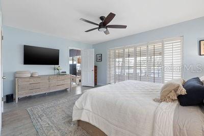Image 36 of 79 For 1124 35th Avenue Ne