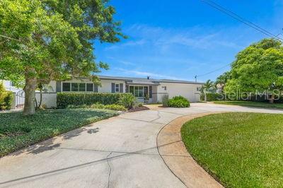 Image 6 of 79 For 1124 35th Avenue Ne