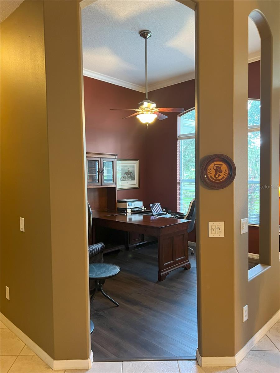 Image 15 of 92 For 1748 Winding Ridge Circle Se