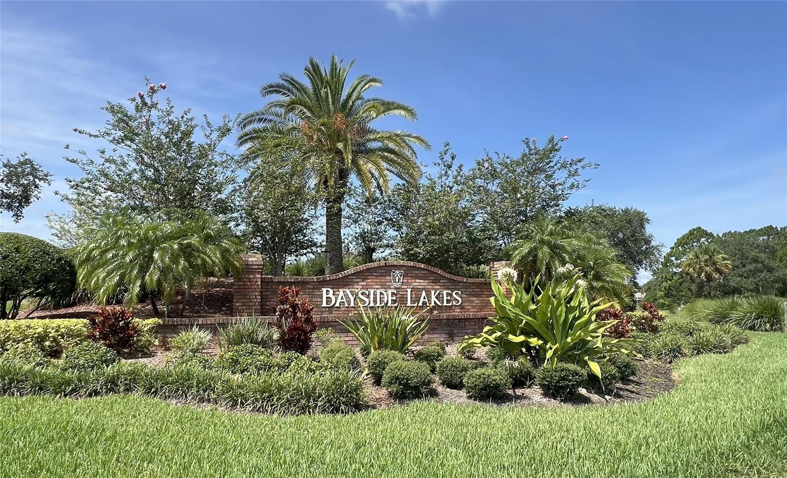 Image 2 of 92 For 1748 Winding Ridge Circle Se