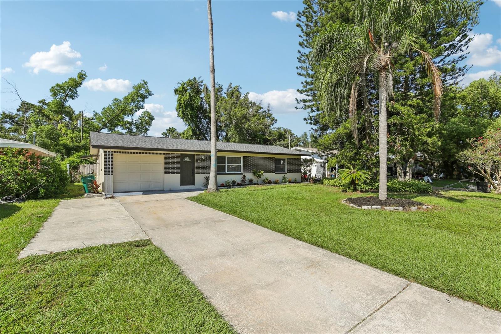 Image 2 of 36 For 2233 Terrace Drive N