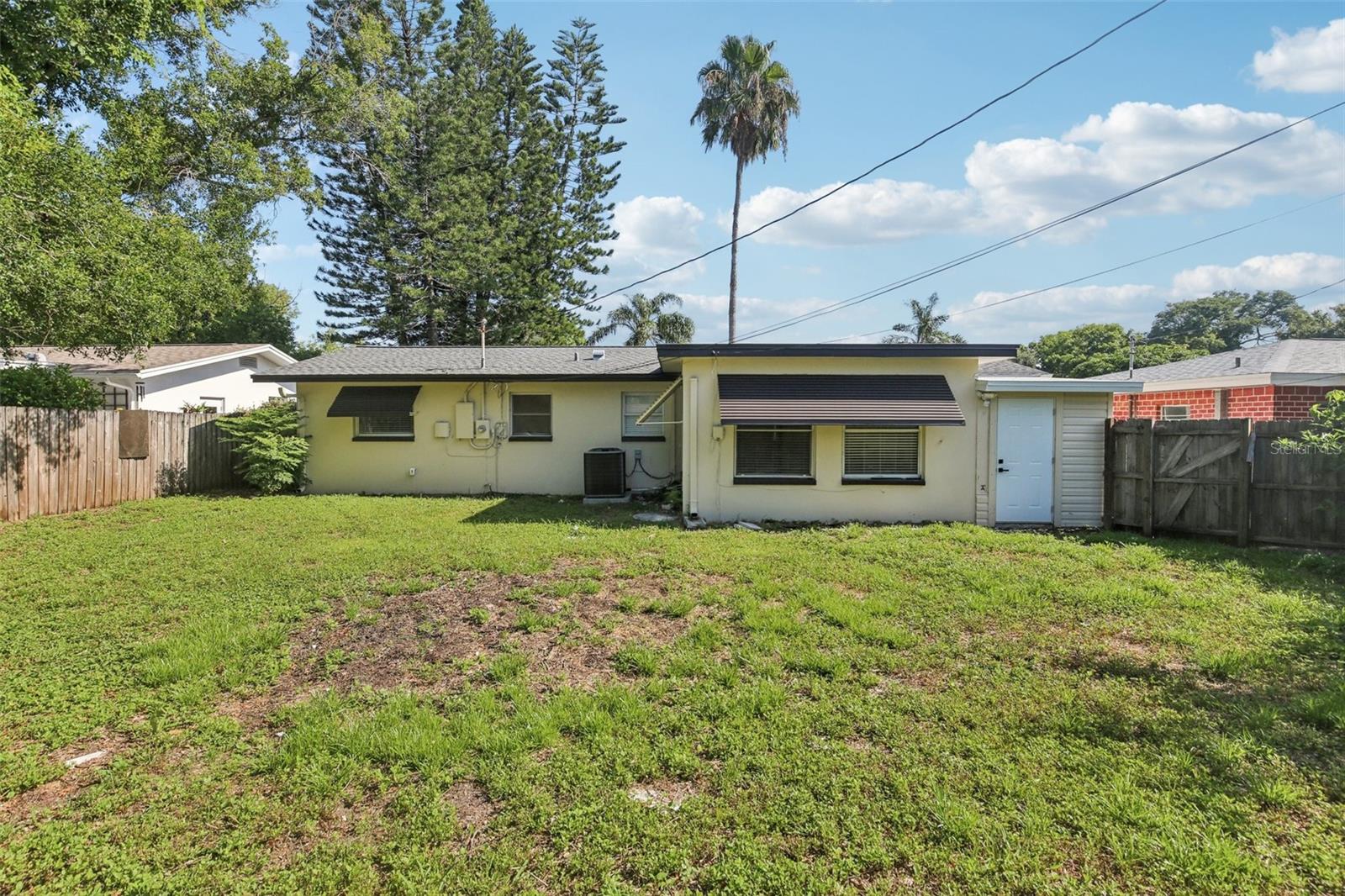 Image 34 of 36 For 2233 Terrace Drive N