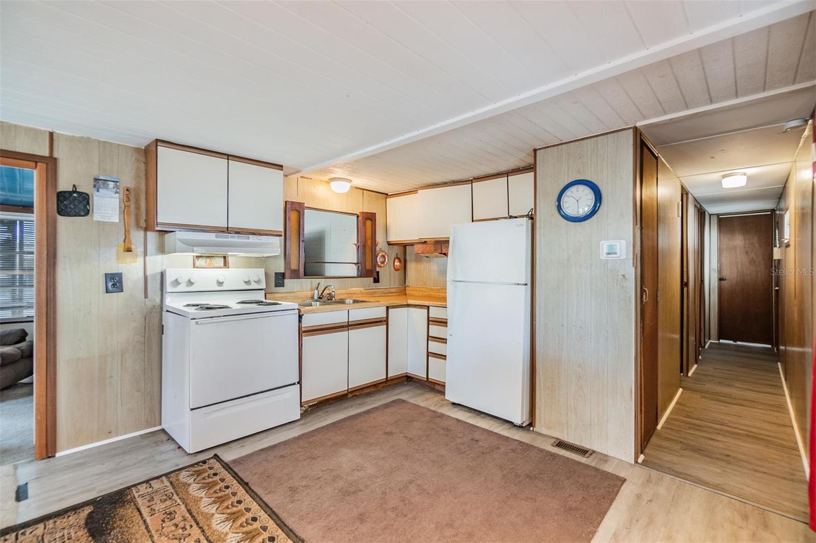 Image 10 of 29 For 5646 Ashen Ave