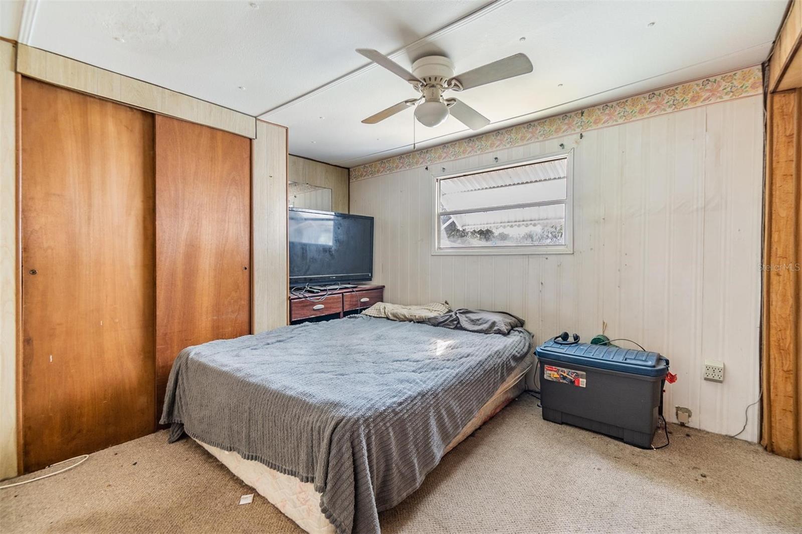 Image 16 of 29 For 5646 Ashen Ave