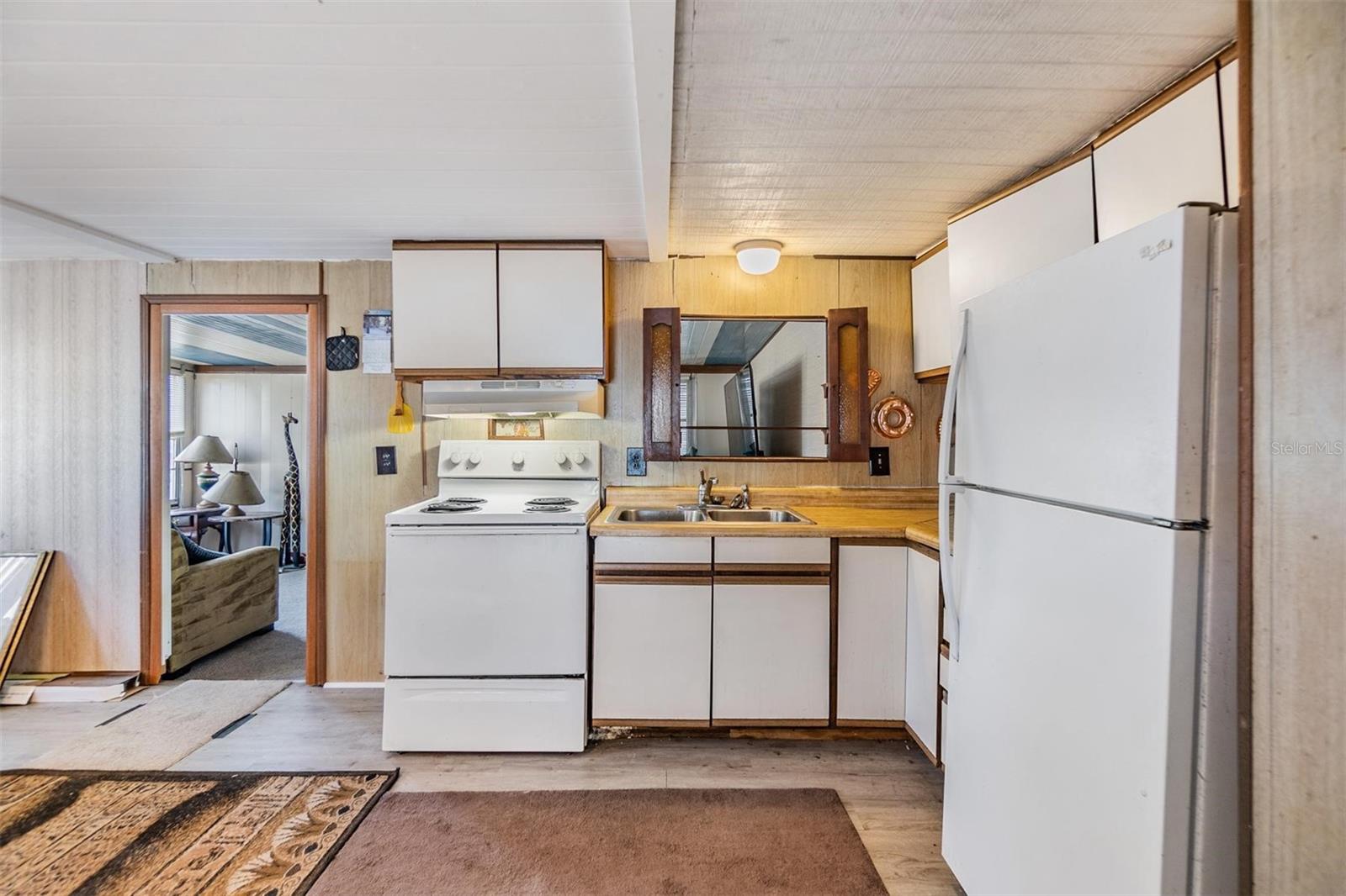 Image 9 of 29 For 5646 Ashen Ave
