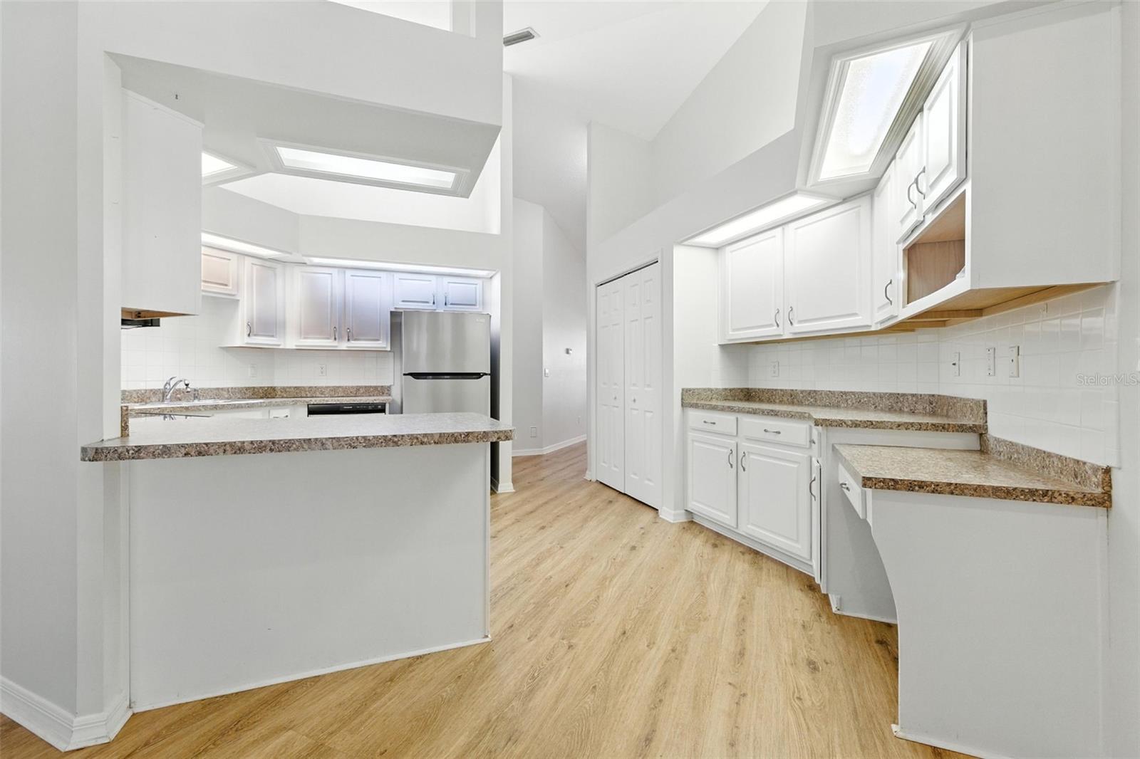 Image 11 of 29 For 38904 5th Avenue