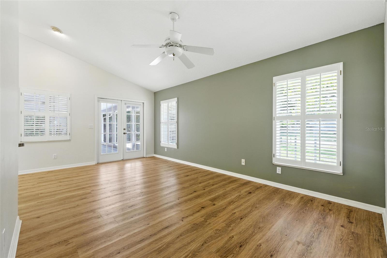 Image 12 of 29 For 38904 5th Avenue