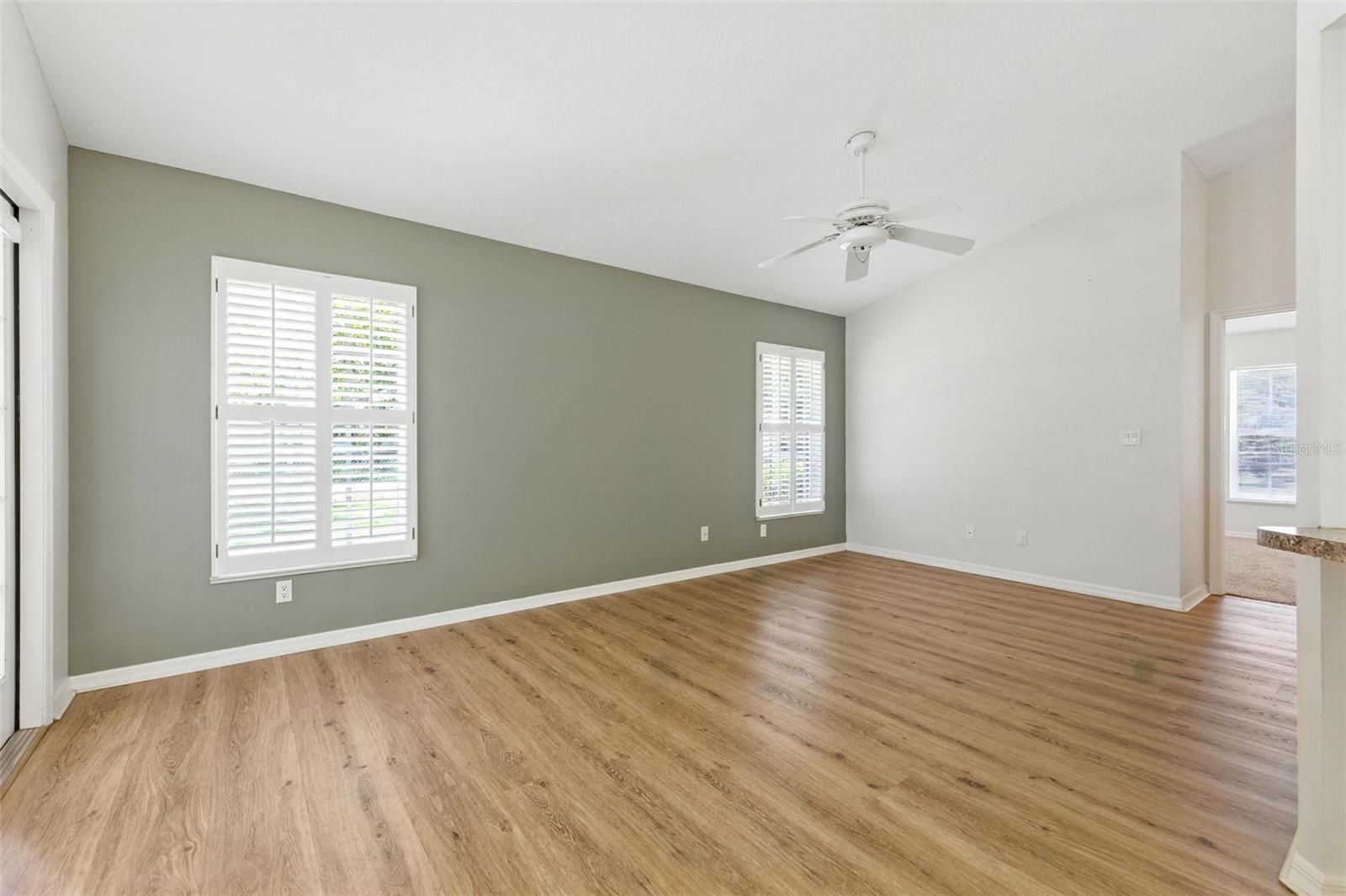 Image 13 of 29 For 38904 5th Avenue