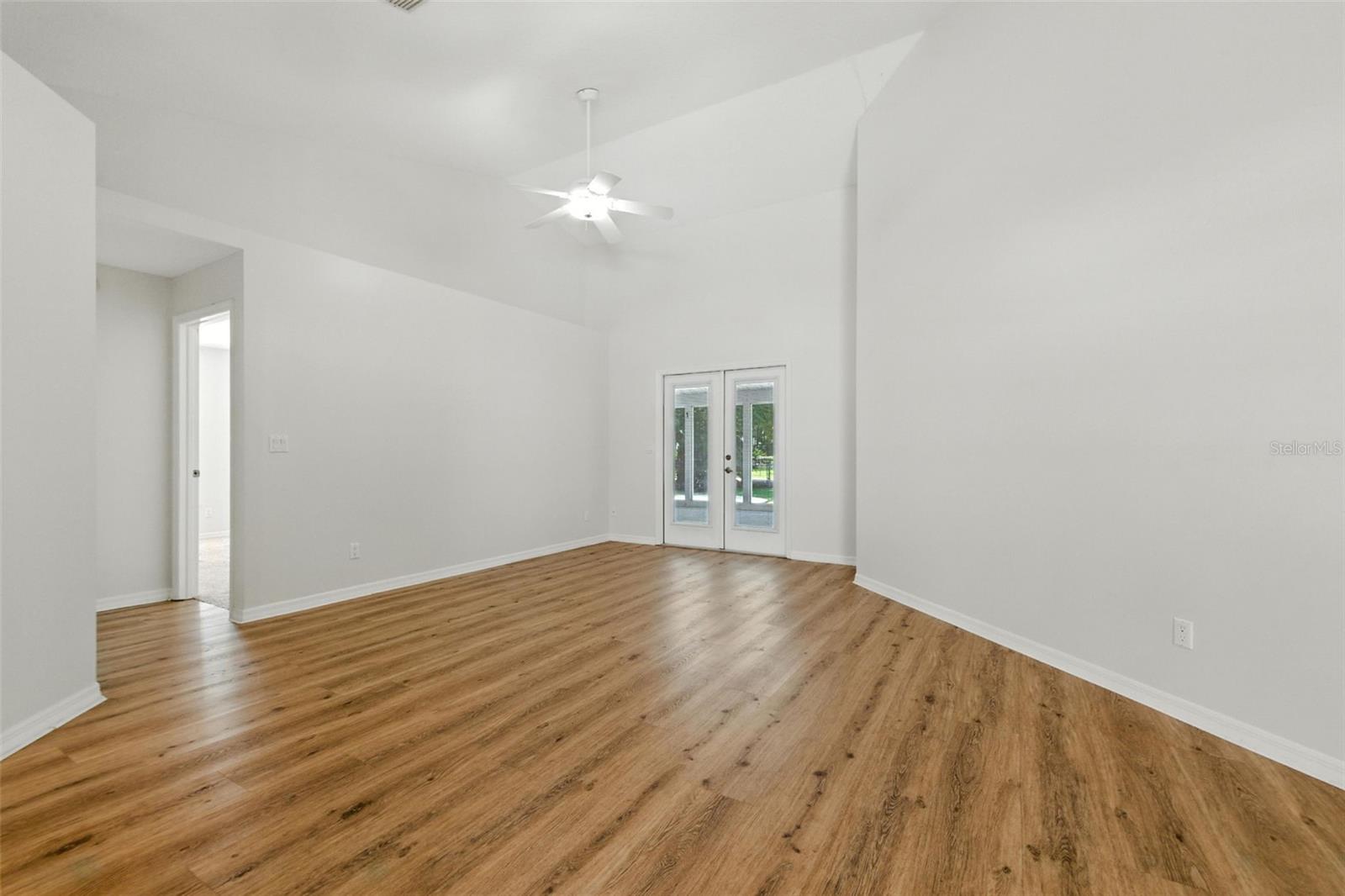 Image 5 of 29 For 38904 5th Avenue