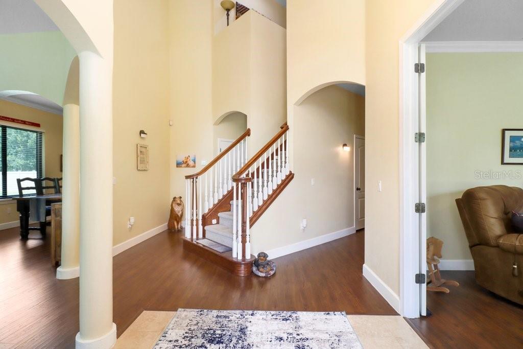 Image 10 of 54 For 8935 Woodleaf Boulevard
