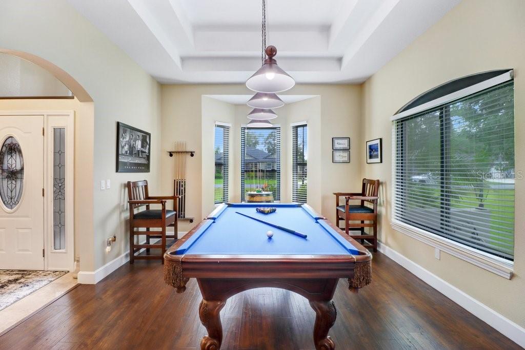Image 16 of 54 For 8935 Woodleaf Boulevard