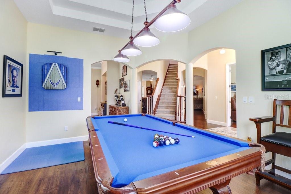 Image 17 of 54 For 8935 Woodleaf Boulevard