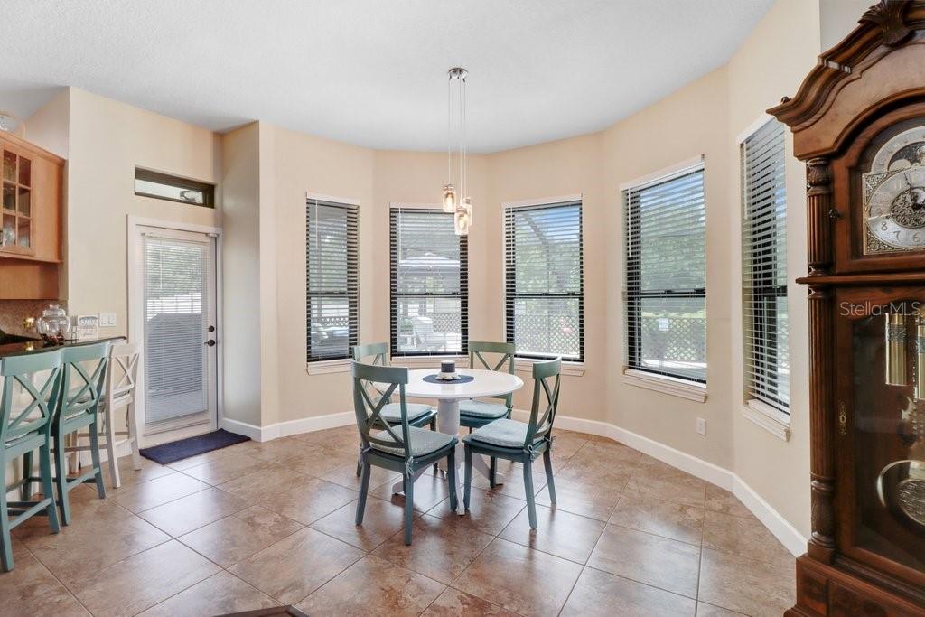 Image 26 of 54 For 8935 Woodleaf Boulevard