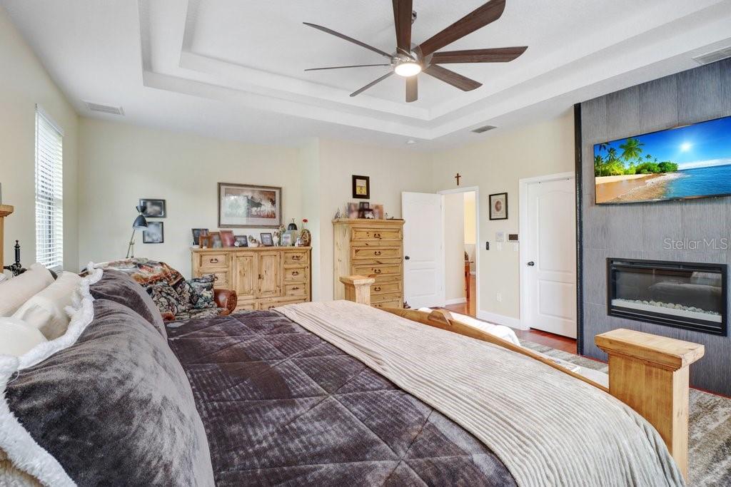Image 37 of 54 For 8935 Woodleaf Boulevard