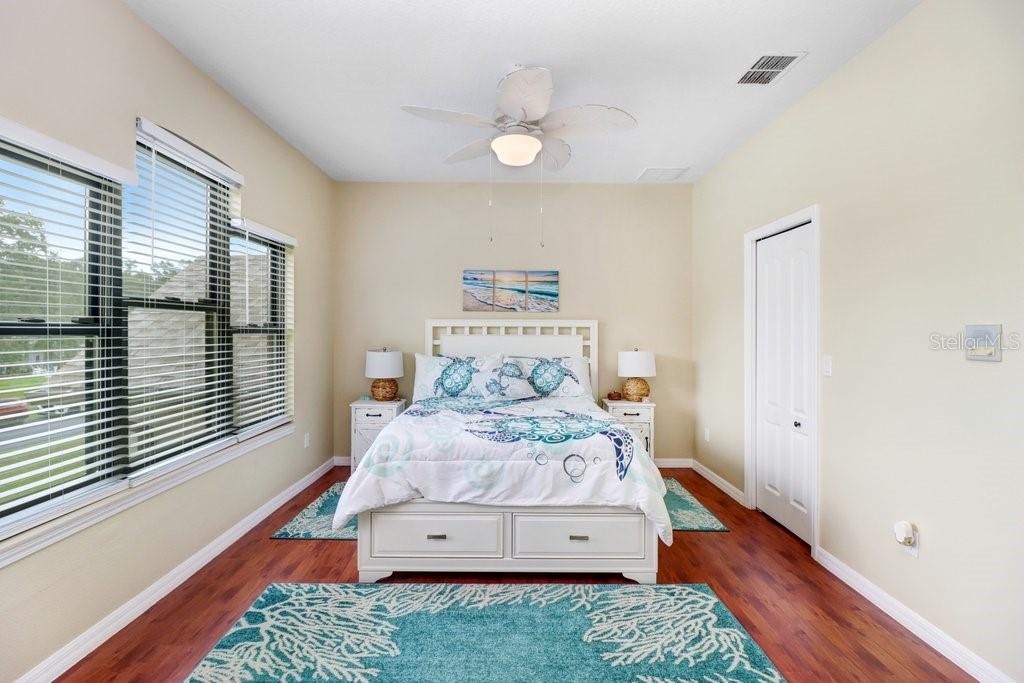 Image 41 of 54 For 8935 Woodleaf Boulevard