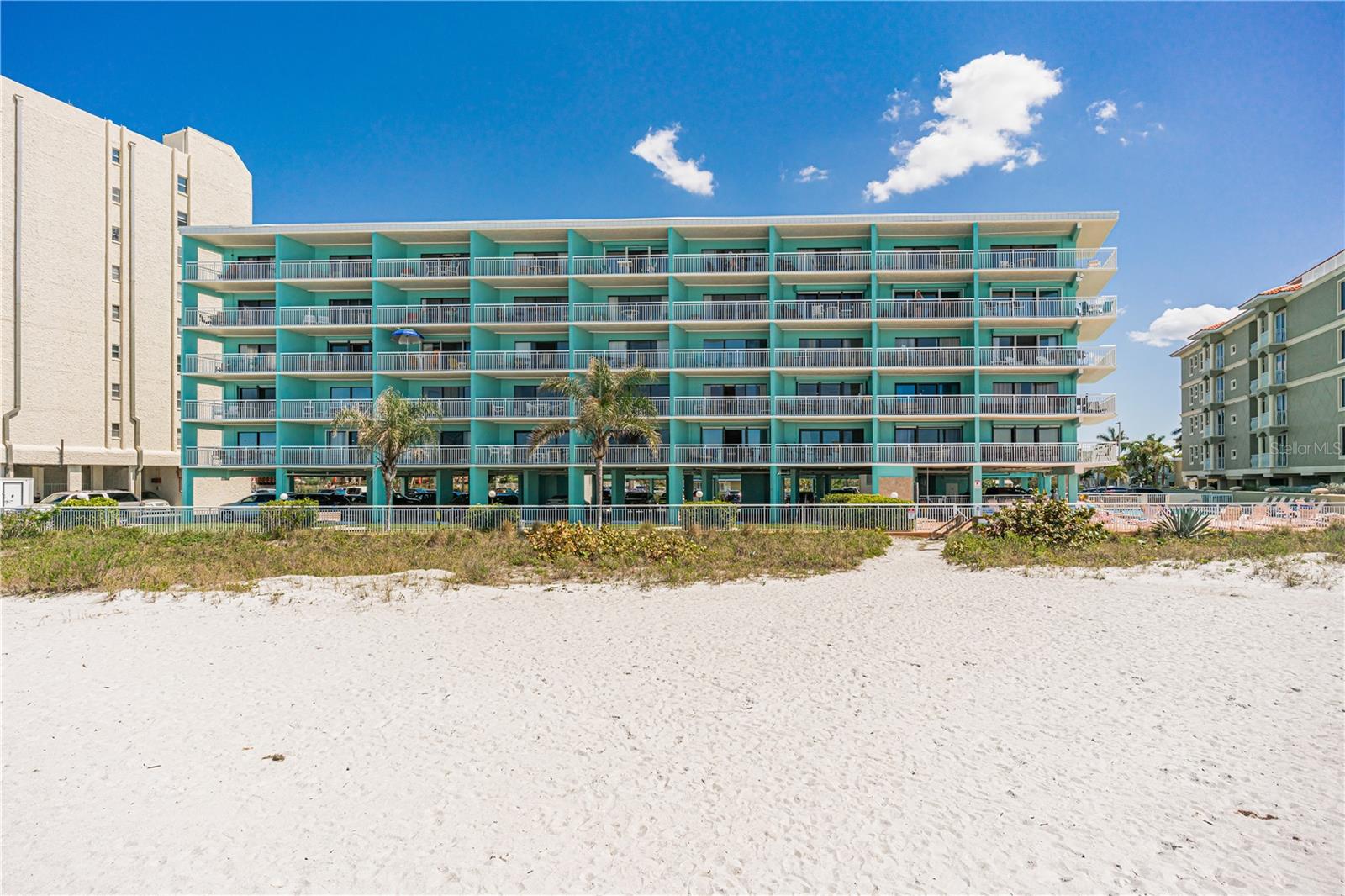 Image 4 of 25 For 19440 Gulf Boulevard 105