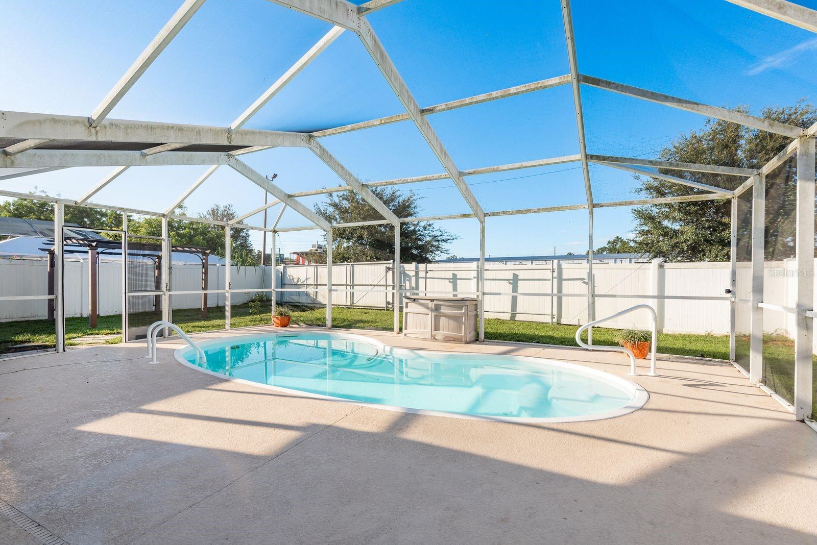 Image 22 of 29 For 7924 Sancho Court