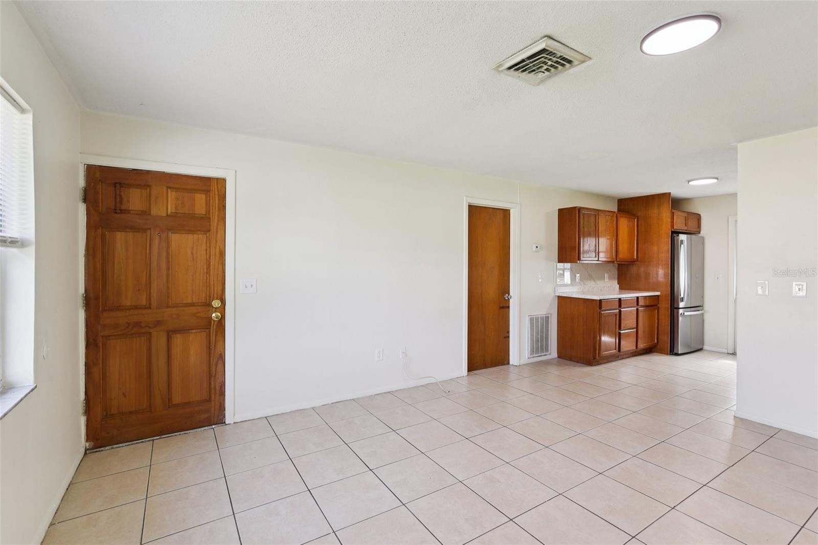 Image 16 of 35 For 2696 South Drive