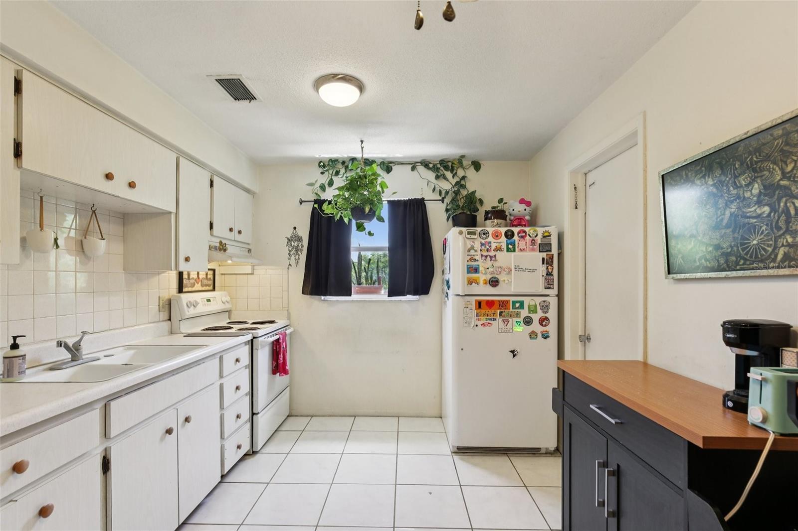Image 6 of 35 For 2696 South Drive