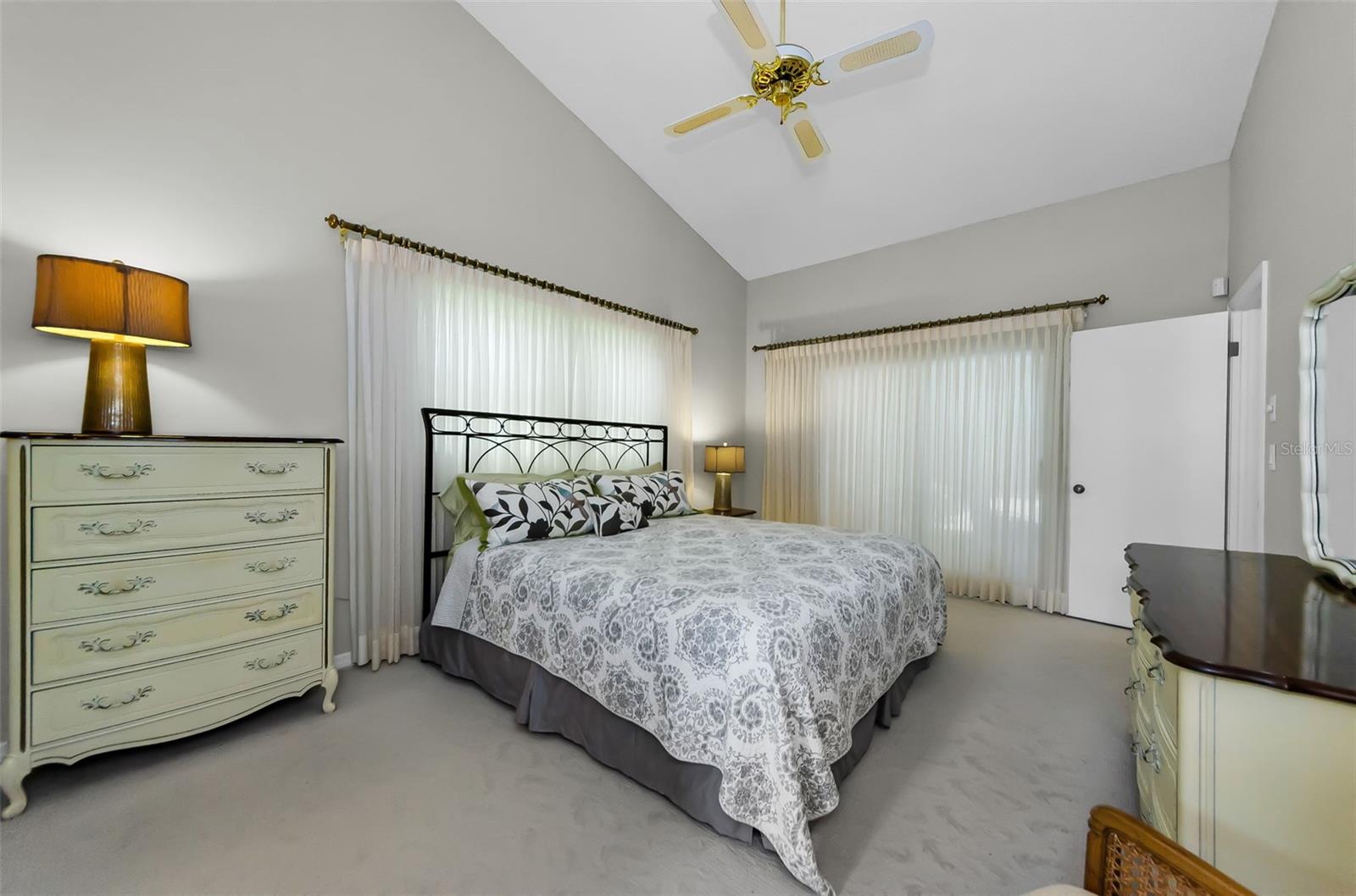 Image 31 of 65 For 13037 Wyndale Drive