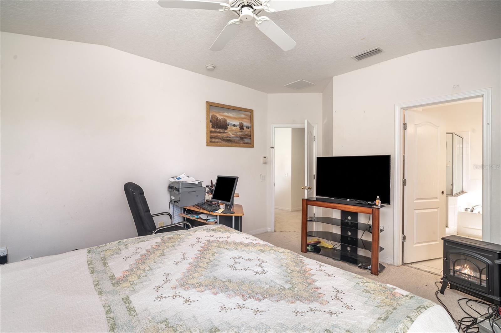 Image 16 of 31 For 702 Cristelle Jean Drive