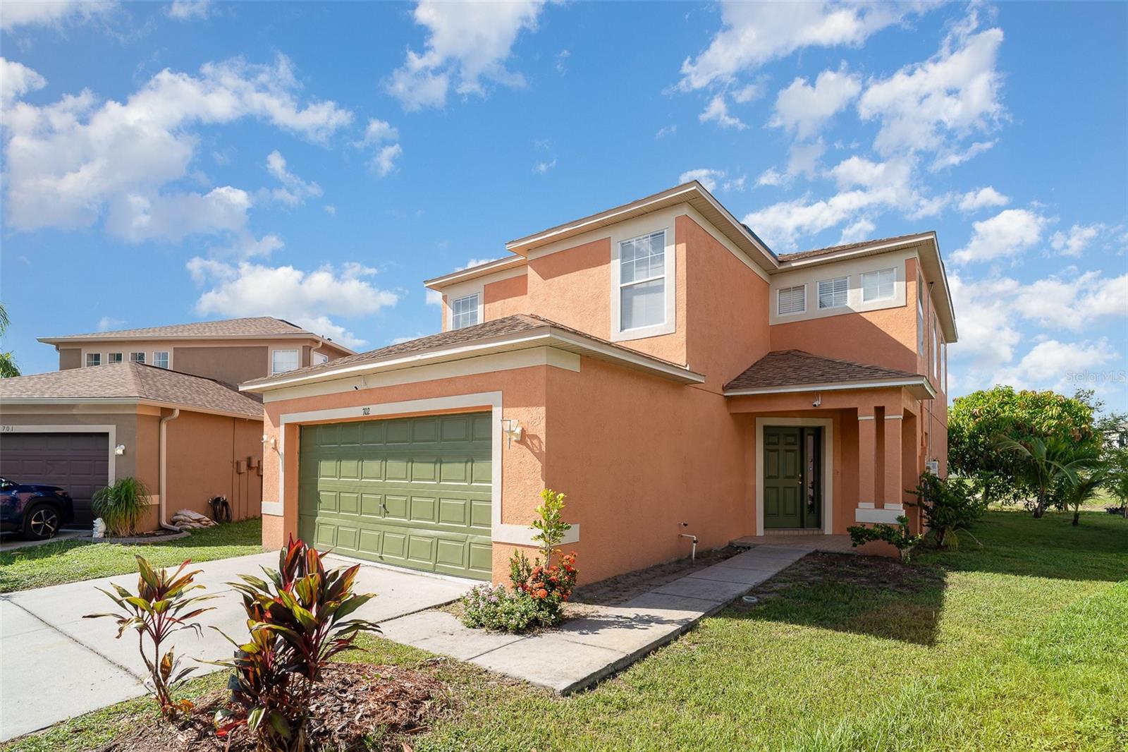 Image 4 of 31 For 702 Cristelle Jean Drive