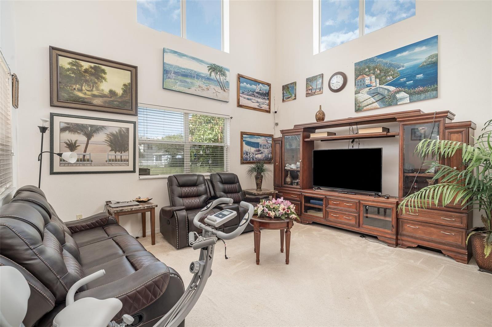 Image 8 of 31 For 702 Cristelle Jean Drive