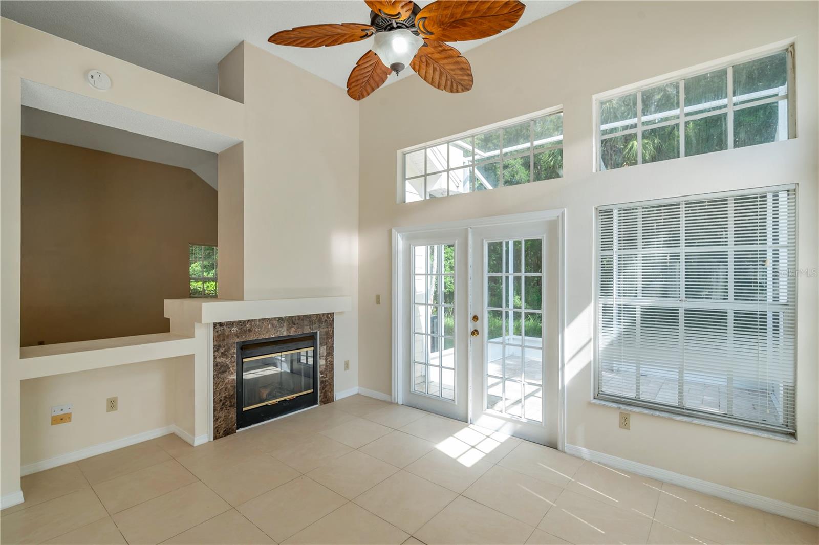 Image 14 of 45 For 5014 Sterling Manor Drive