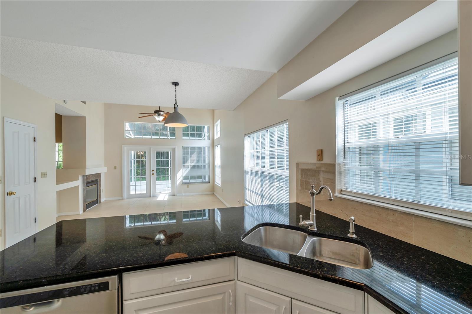 Image 22 of 45 For 5014 Sterling Manor Drive