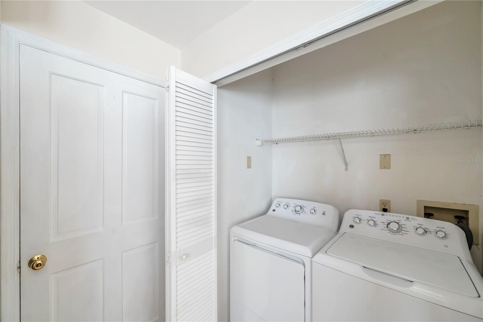 Image 23 of 45 For 5014 Sterling Manor Drive