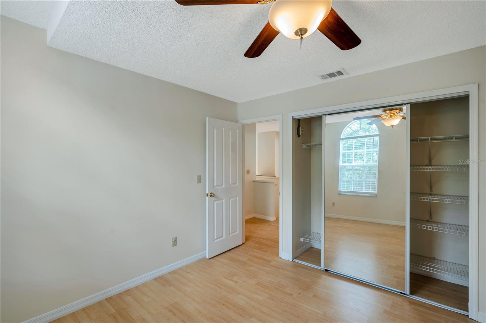 Image 30 of 45 For 5014 Sterling Manor Drive