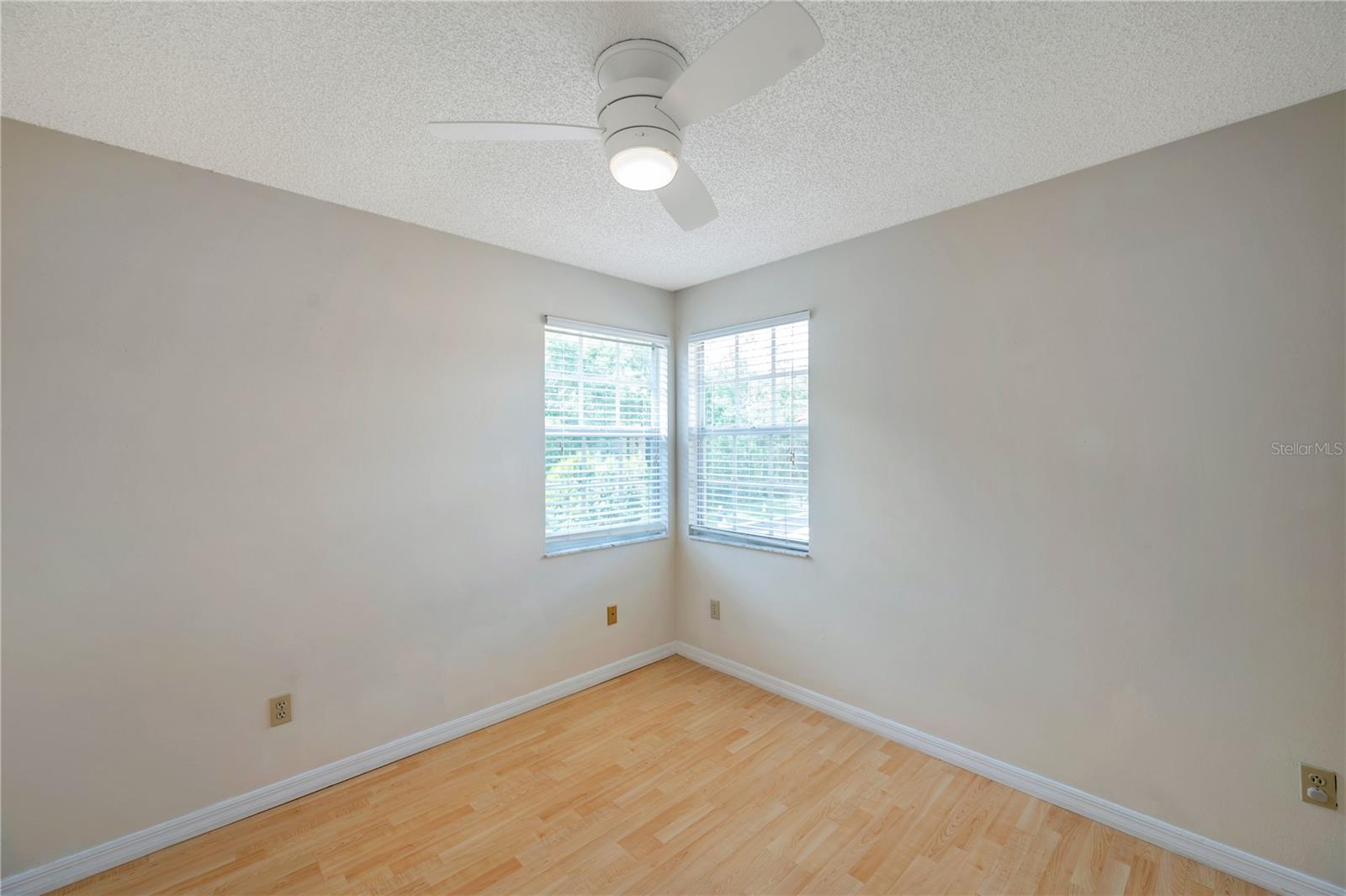 Image 31 of 45 For 5014 Sterling Manor Drive