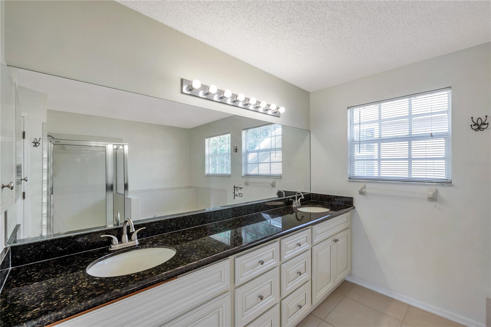 Image 36 of 45 For 5014 Sterling Manor Drive