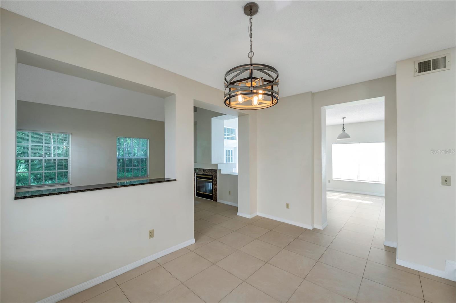 Image 4 of 45 For 5014 Sterling Manor Drive